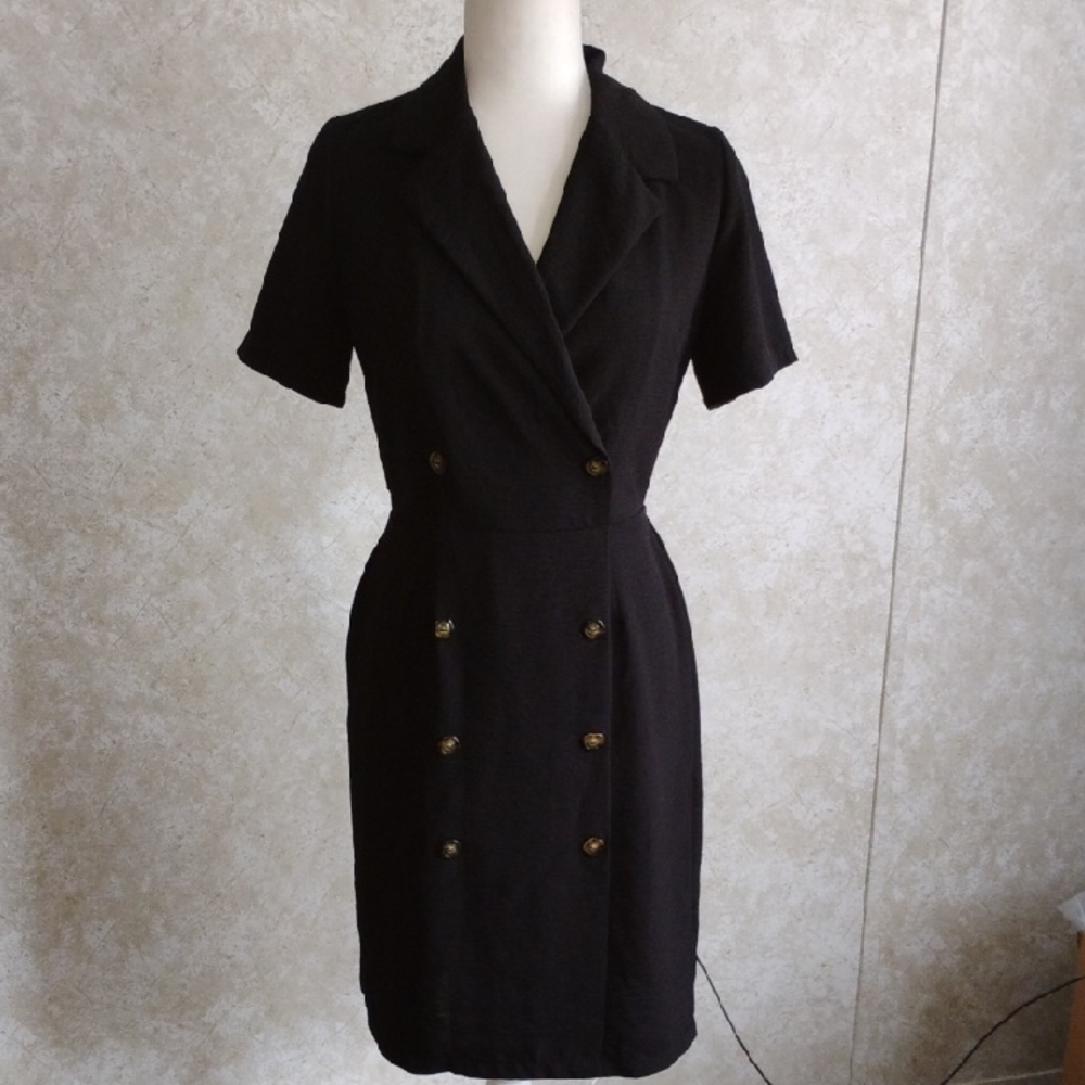 Monteau Los Angeles Black Double-Breasted Dress